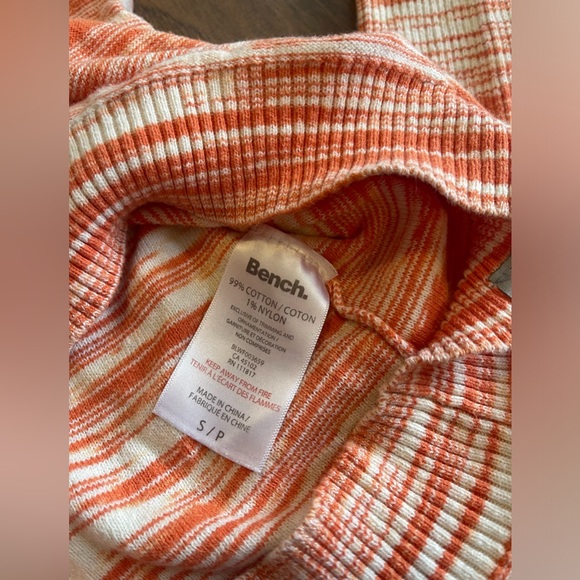 Orange knit Bench pullover sweater - Picture 3 of 3